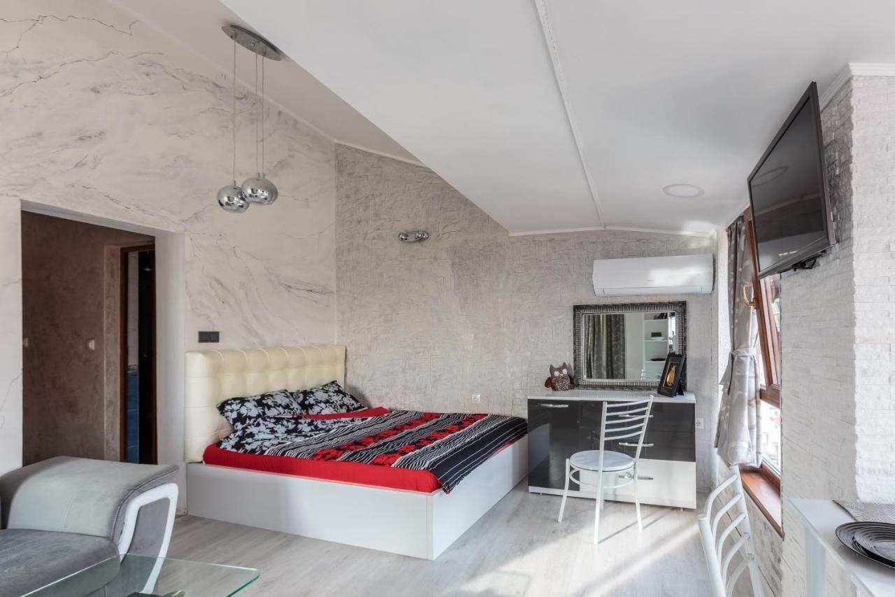 Apart & Rooms Fotinov Burgas City Eksteriør billede